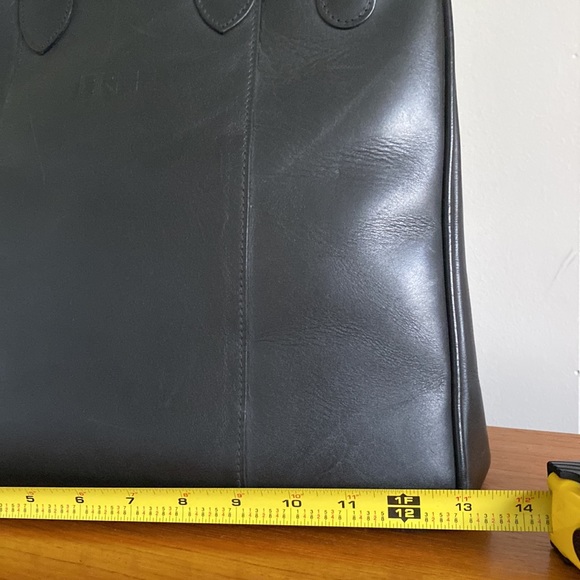 Bree genuine leather large tote - Picture 7 of 8